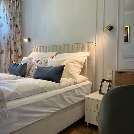 Bella Casa Luxury Apartament Радом Экстерьер фото