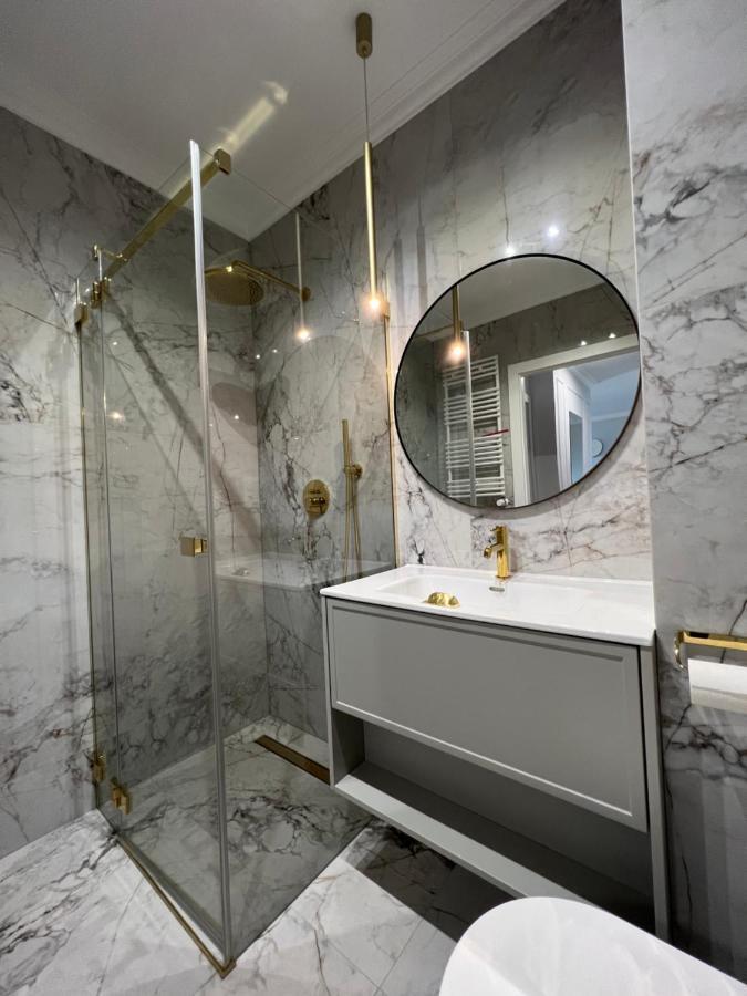 Bella Casa Luxury Apartament Радом Экстерьер фото