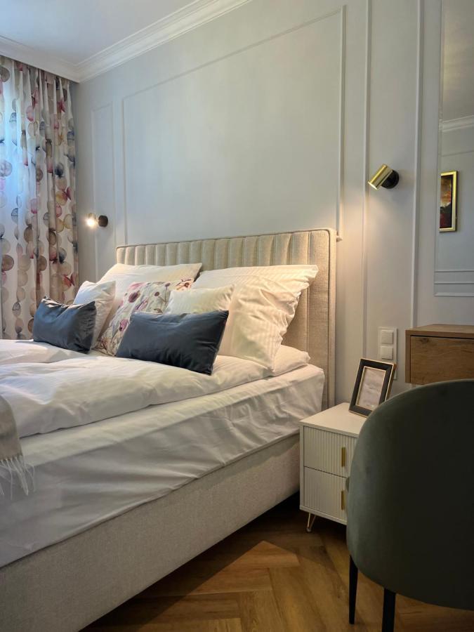 Bella Casa Luxury Apartament Радом Экстерьер фото